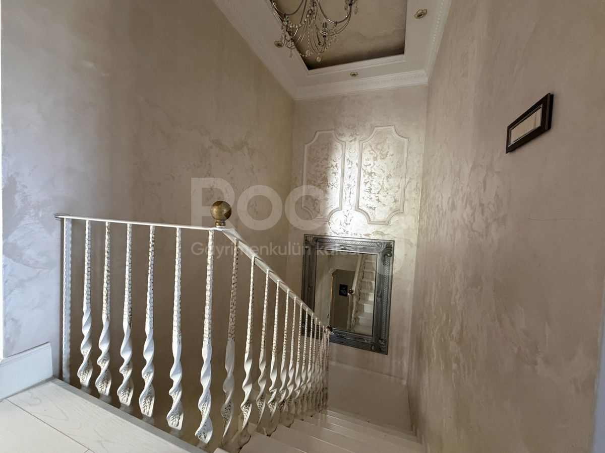 Bahçeşehir Konakları 5+1 Villa with Garden 9