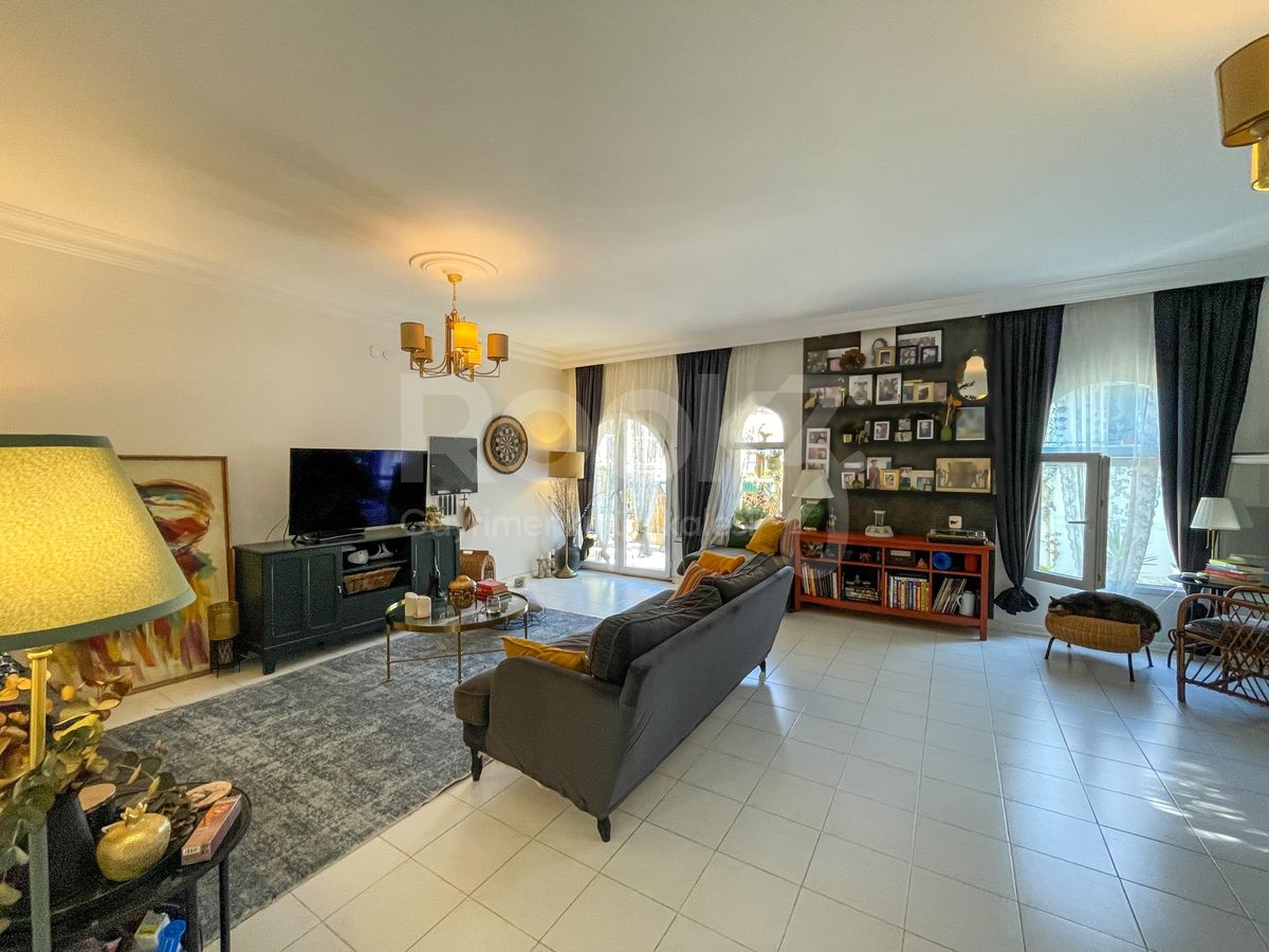 Heybeliada 4+1 Duplex with Garden and Pool 5