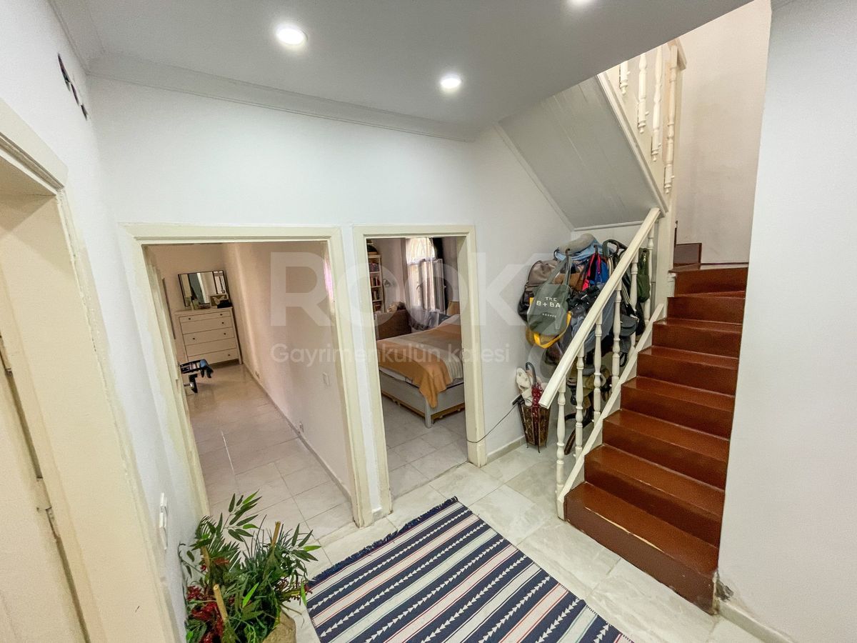 Heybeliada 4+1 Duplex with Garden and Pool 9
