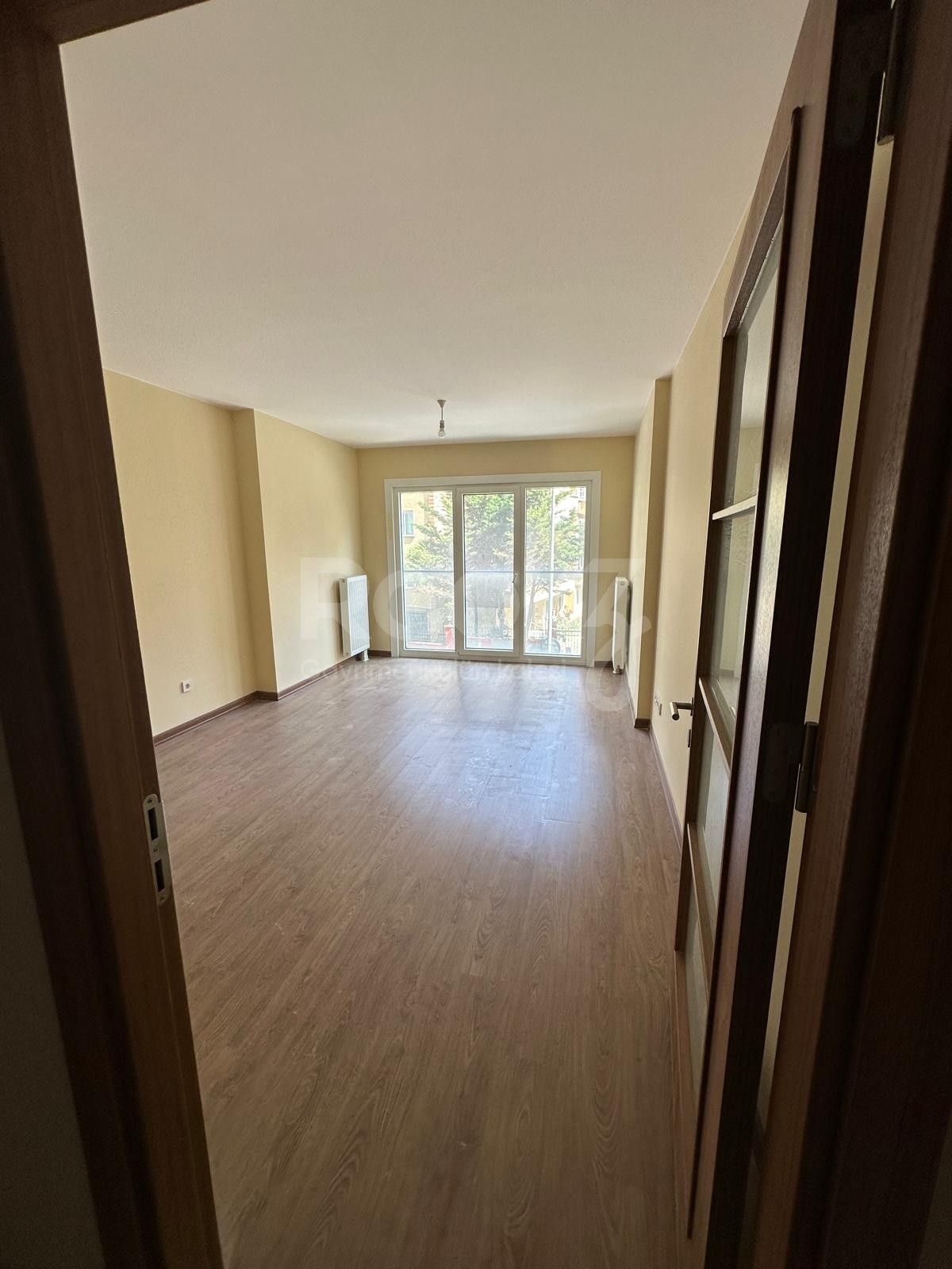 Zeytinburnu Loca Mahal Sitesi'nde geniş 2+1 satılık daire 5