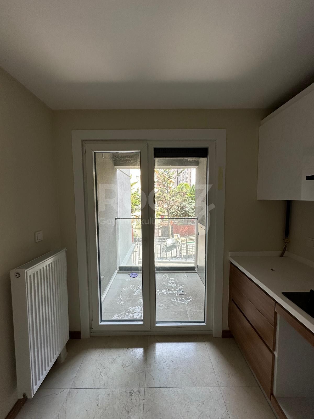 Zeytinburnu Loca Mahal Sitesi'nde geniş 2+1 satılık daire 7